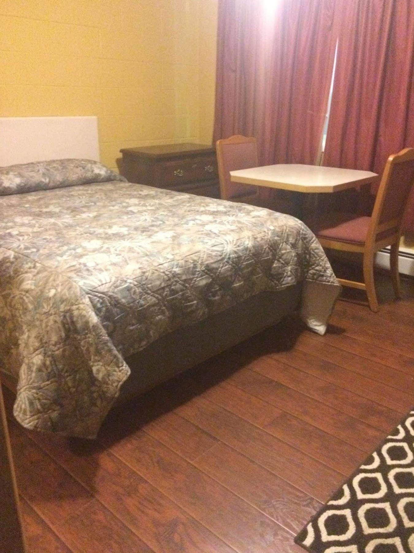Satellite Motel Medicine Hat Exterior foto